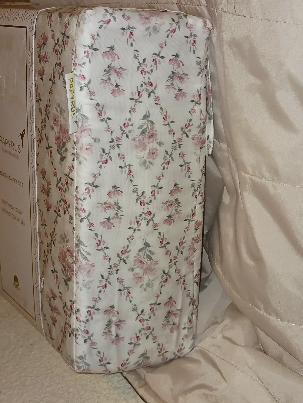 ✨️SEALED✨️ Papyrus Blush Floral Cotton Sateen Queen Sheet Set - Picture 8 of 13